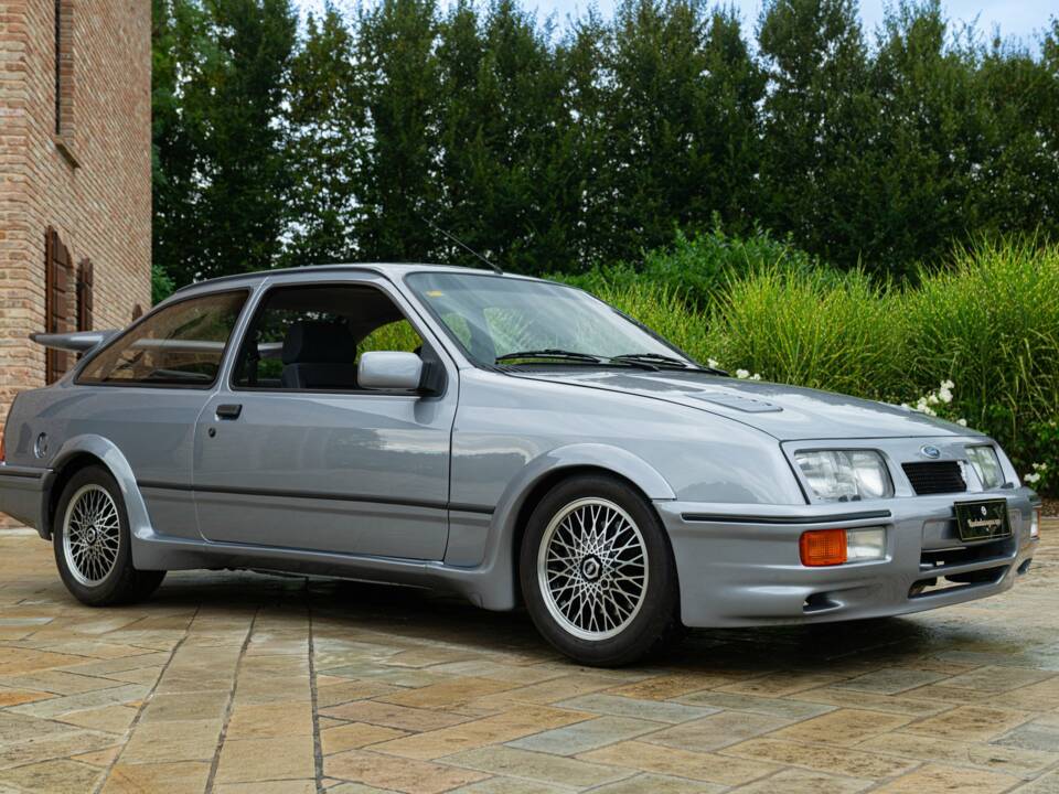 Image 2/50 de Ford Sierra RS Cosworth (1993)