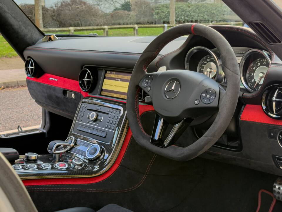 Bild 17/28 von Mercedes-Benz SLS AMG Black Series (2013)