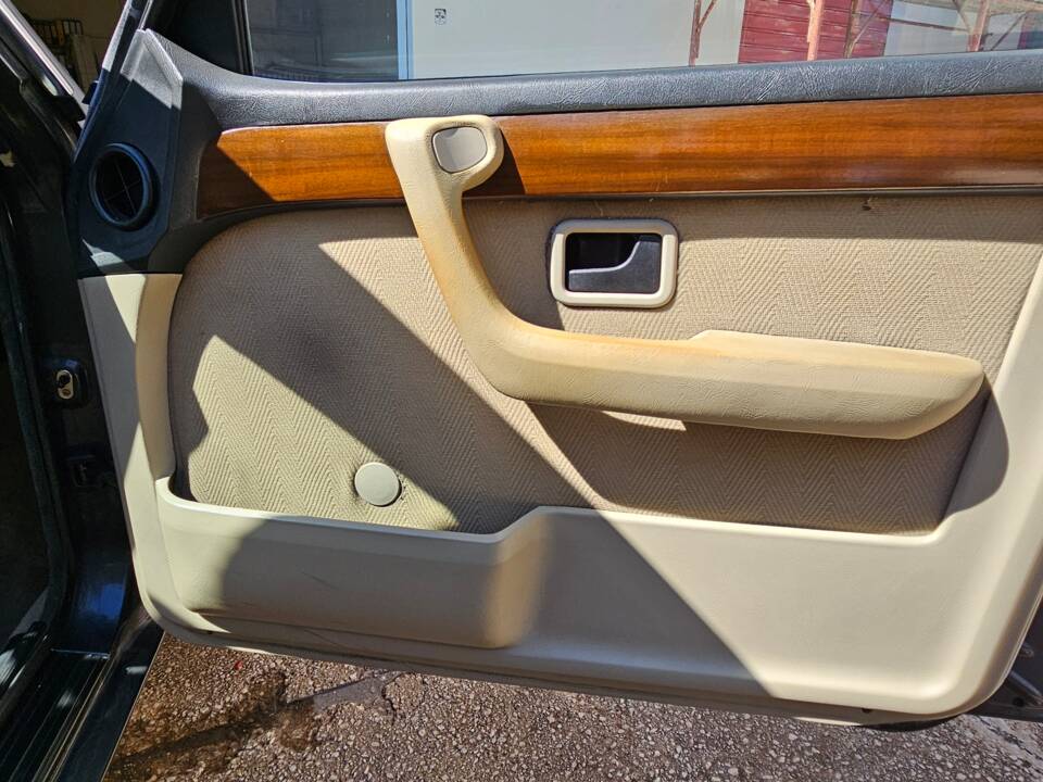 Image 20/100 of BMW 728i (1983)