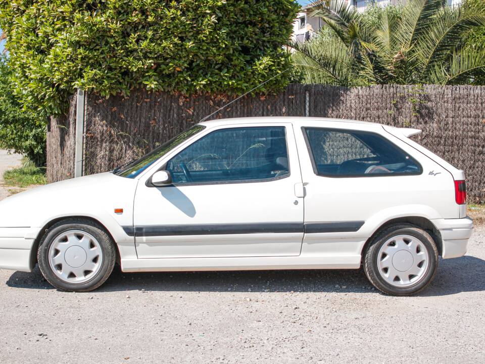 Bild 52/52 von Citroën ZX 2.0i 16v (1993)
