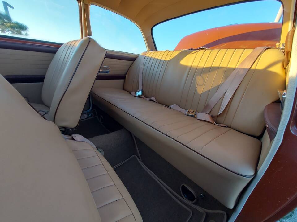 Image 29/73 of Volkswagen 1500 S (1964)