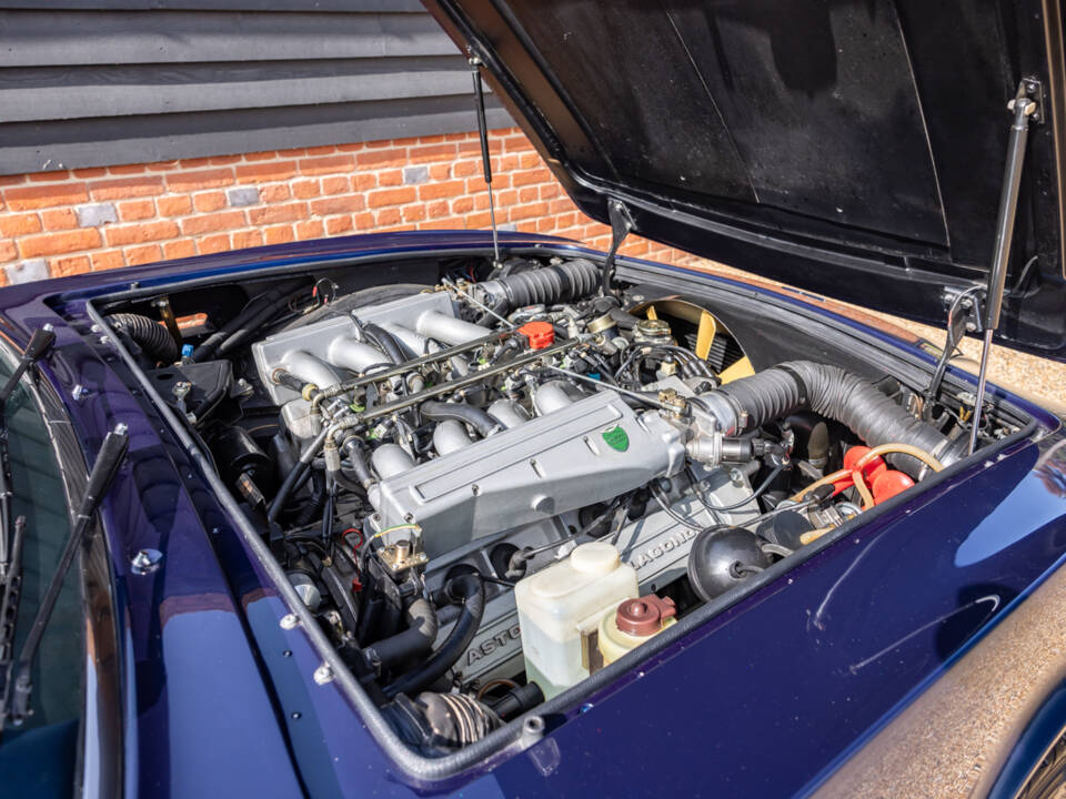 Image 6/92 of Aston Martin V8 EFi Volante (1987)