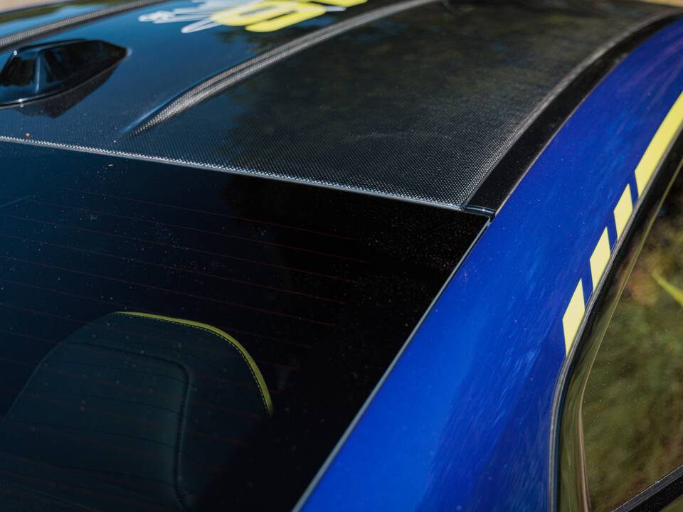 Image 35/47 of BMW M4 CS (2025)