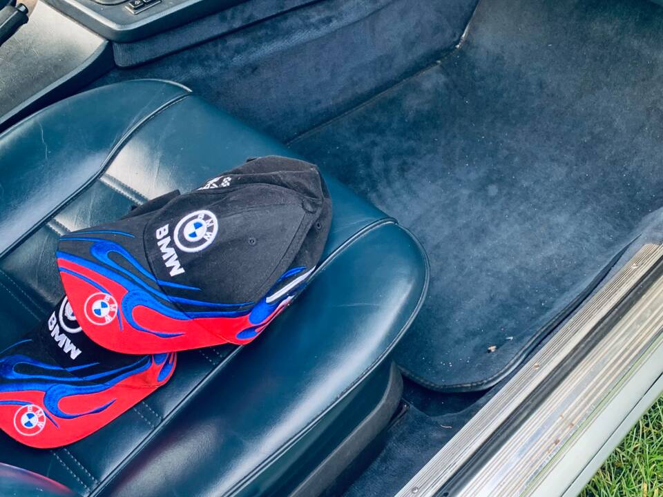 Bild 2/17 von BMW 635 CSi (1984)