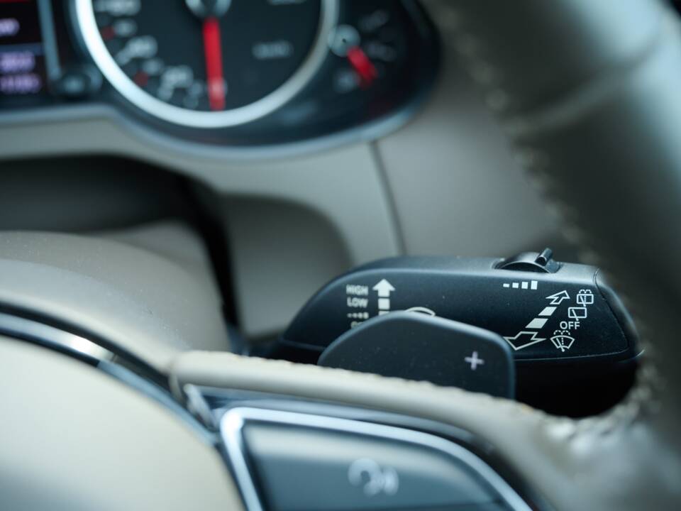 Image 33/50 de Audi Q5 3.0 TFSI (2013)