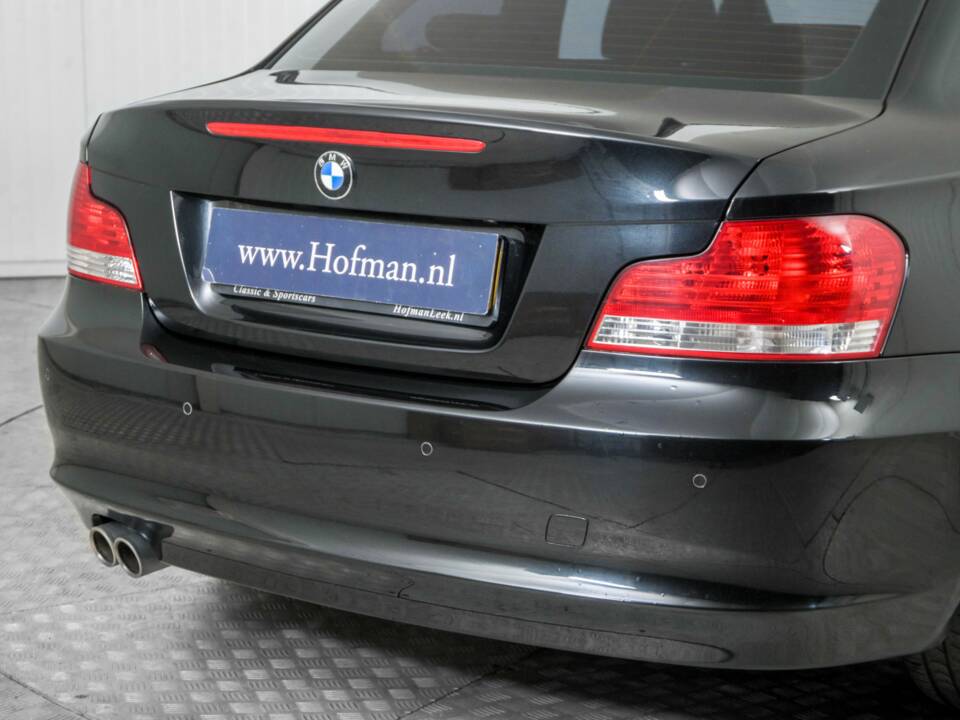 Image 27/50 of BMW 125i (2008)