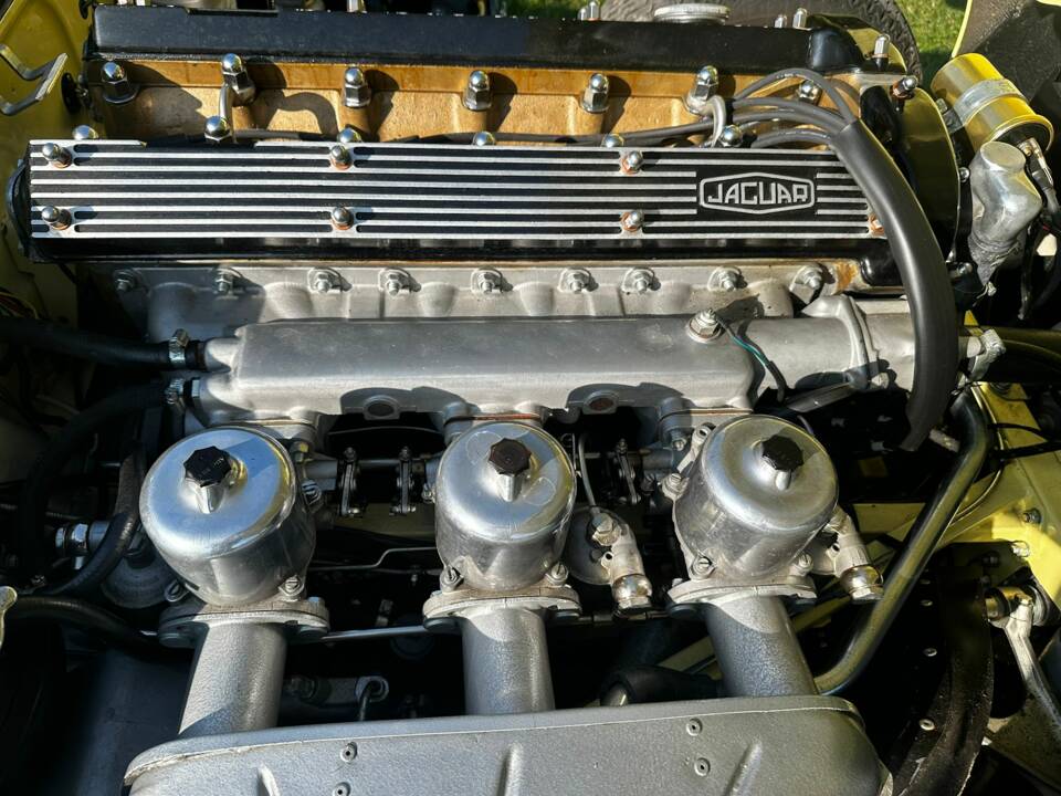 Afbeelding 75/100 van Jaguar E-Type (1968)