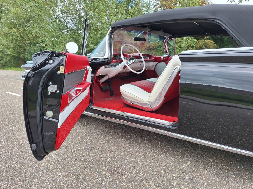 Afbeelding 46/66 van Oldsmobile Super 88 (1959)