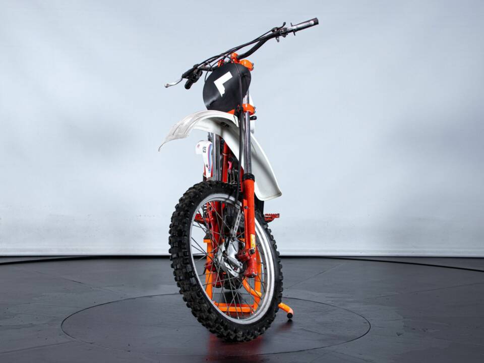 Bild 2/7 von KTM DUMMY (1980)