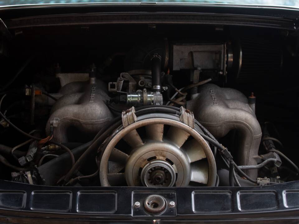 Bild 5/50 von Porsche 911 Carrera 3.2 (1988)