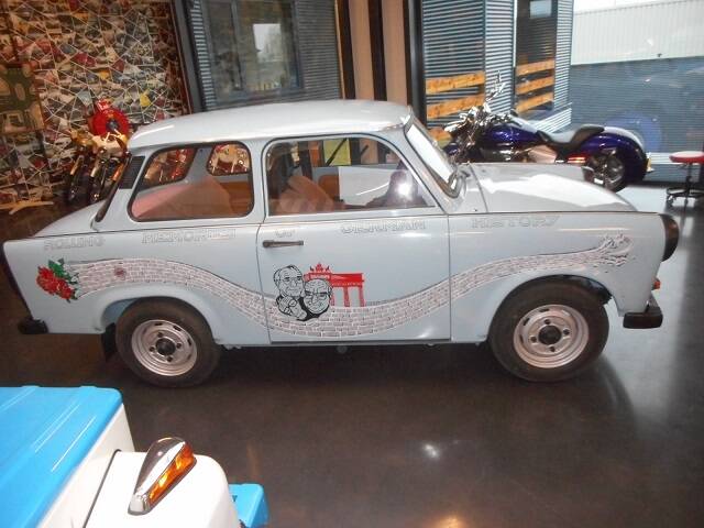 Image 7/21 of Trabant 601 S de Luxe (1992)