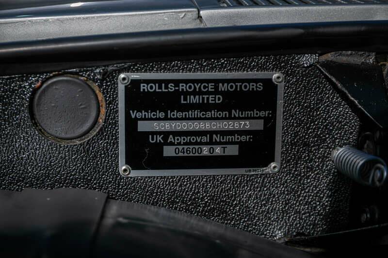 Image 22/35 of Bentley Corniche I (1982)