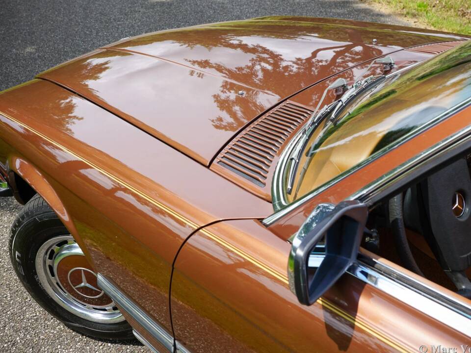 Bild 33/61 von Mercedes-Benz 450 SL (1977)