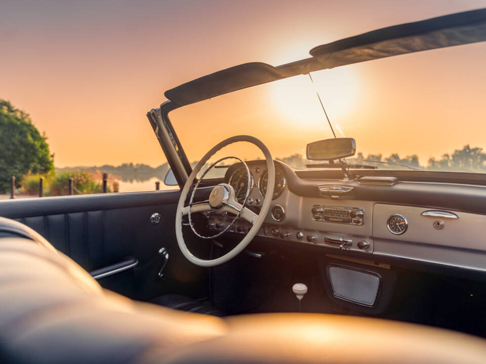 Bild 8/9 von Mercedes-Benz 190 SL (1961)
