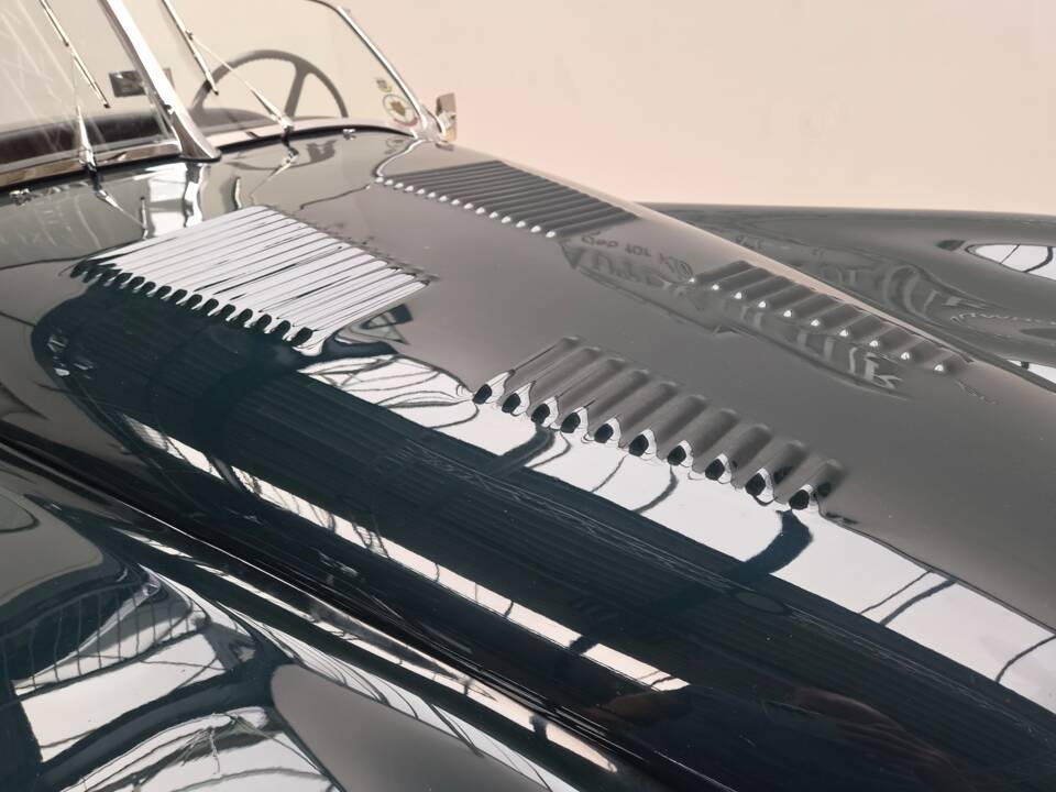 Image 18/20 of Jaguar XK 120 OTS (1952)