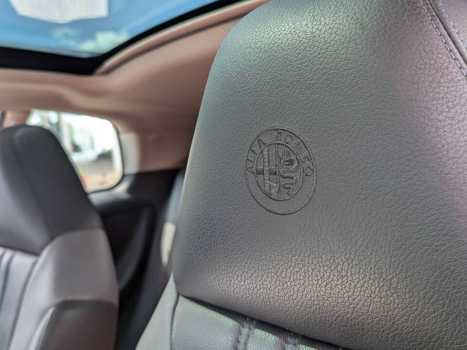 Image 18/35 of Alfa Romeo Brera 2.2 JTS (2006)