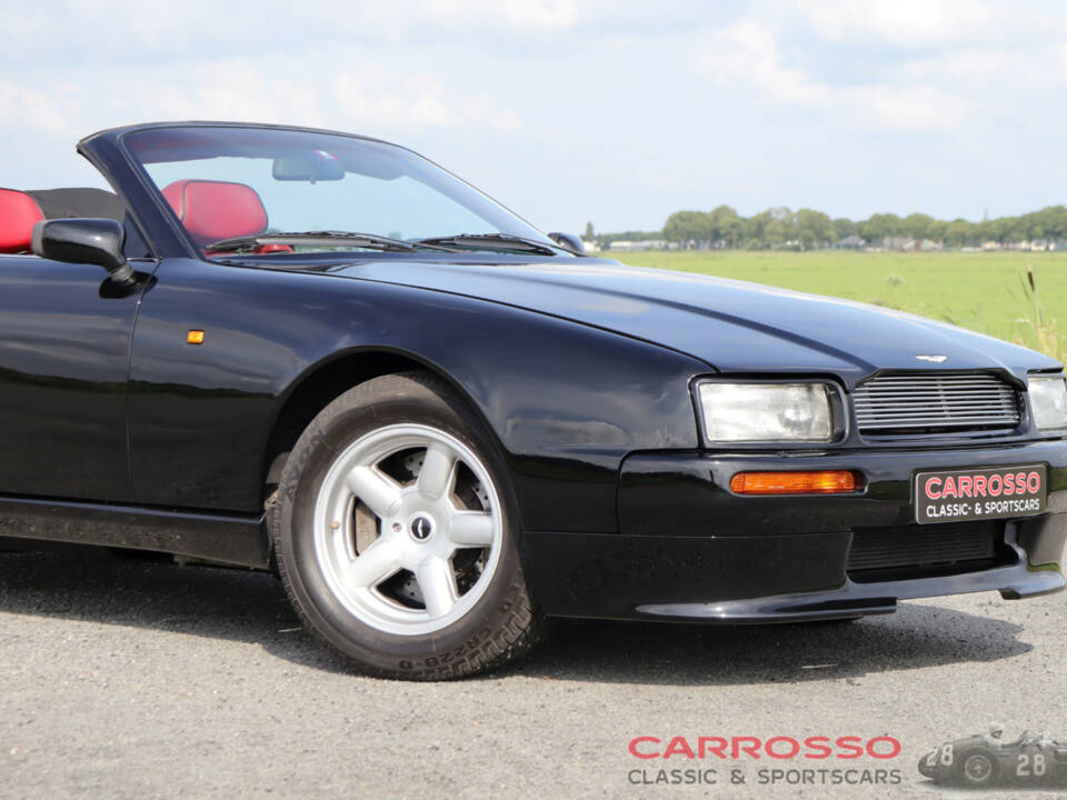 Bild 37/44 von Aston Martin Virage Volante (1993)