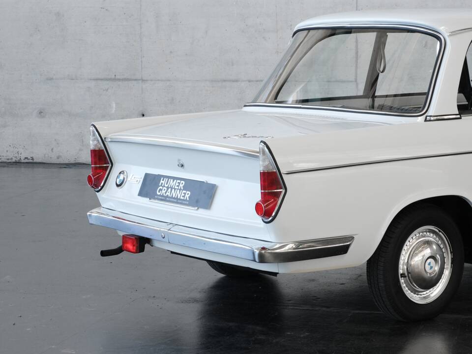 Image 18/50 of BMW 700 LS Luxus (1965)