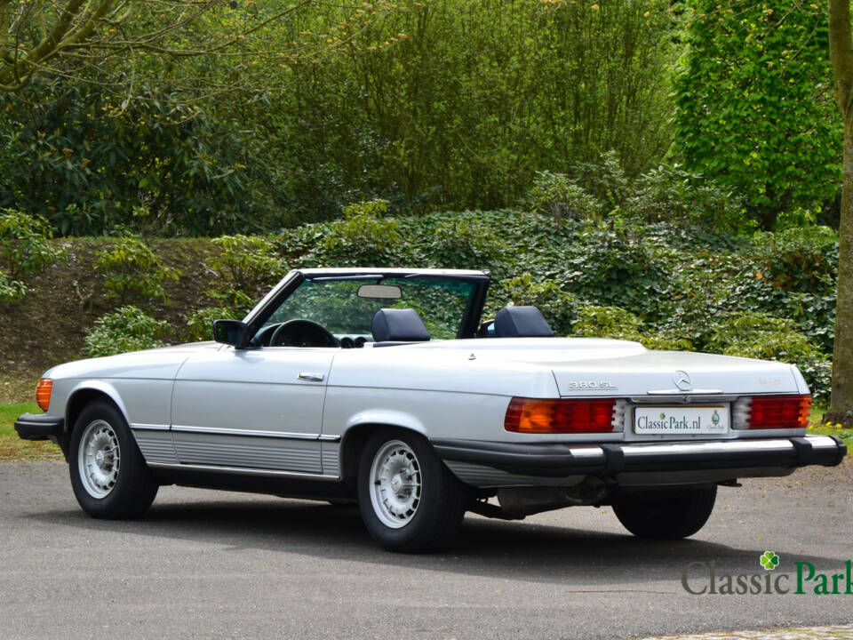 Image 3/50 of Mercedes-Benz 380 SL (1983)