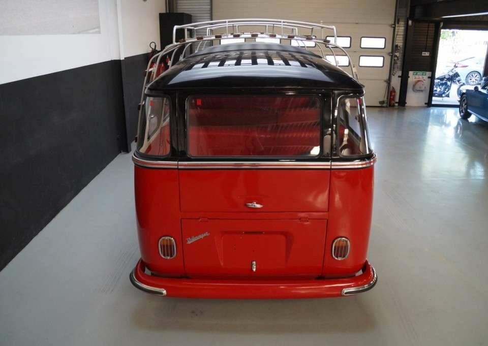 Image 4/50 of Volkswagen T1 Brasil &quot;Samba&quot; (1975)