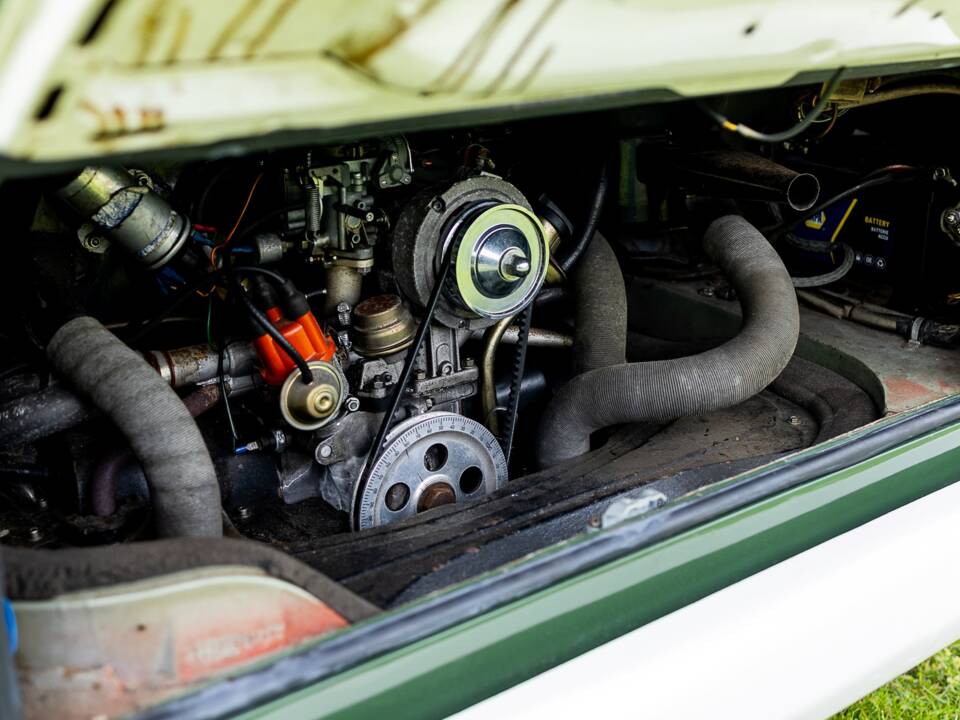 Image 6/50 of Volkswagen T2 Brasil Camper (1972)