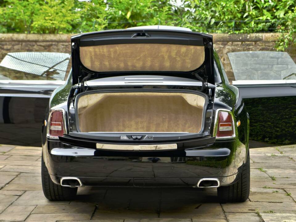 Immagine 19/50 di Rolls-Royce Phantom Coupé (2010)
