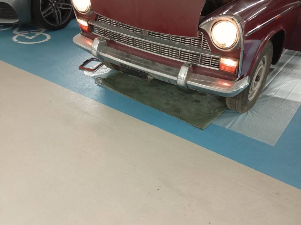 Image 2/50 of FIAT 1500 L (1965)