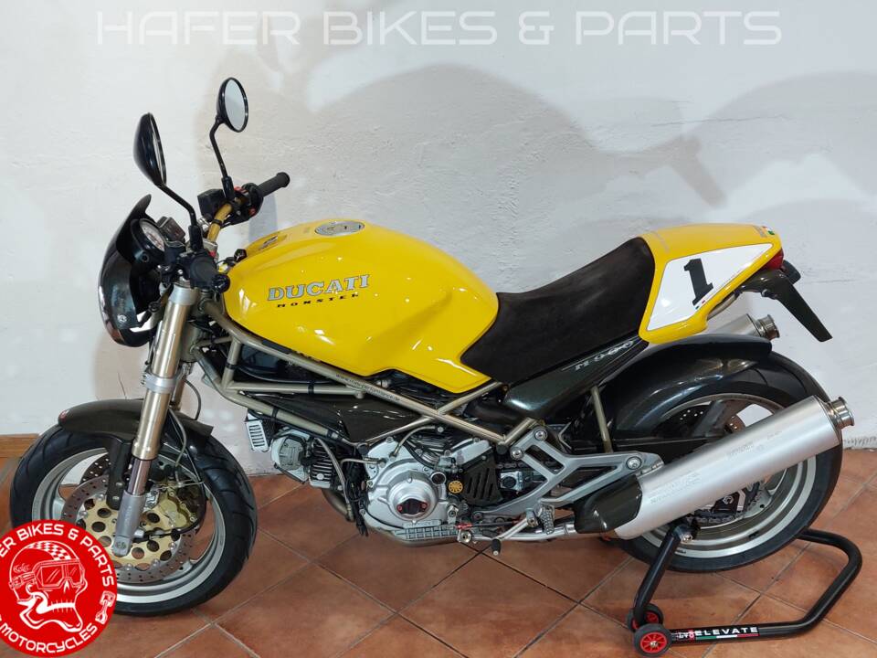 Image 10/31 de Ducati Monster 900 (1996)