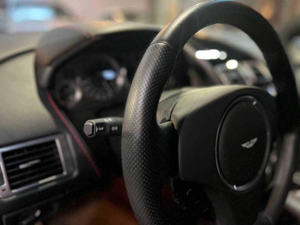 Imagen 44/60 de Aston Martin V8 Vantage Roadster (2008)