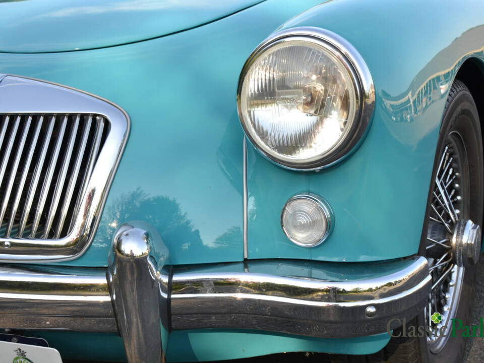 Imagen 36/50 de MG MGA 1500 (1957)