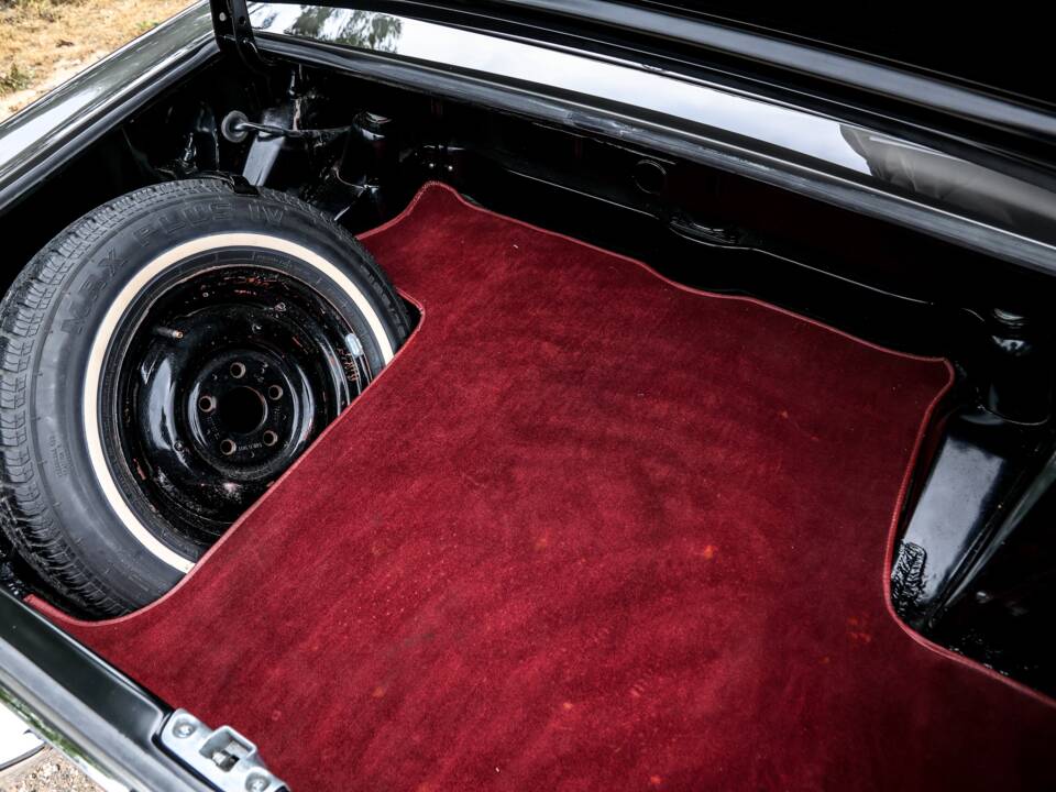 Afbeelding 23/27 van Mercedes-Benz 230 SL (1964)