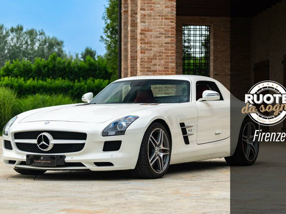 Image 1/50 of Mercedes-Benz SLS AMG (2010)