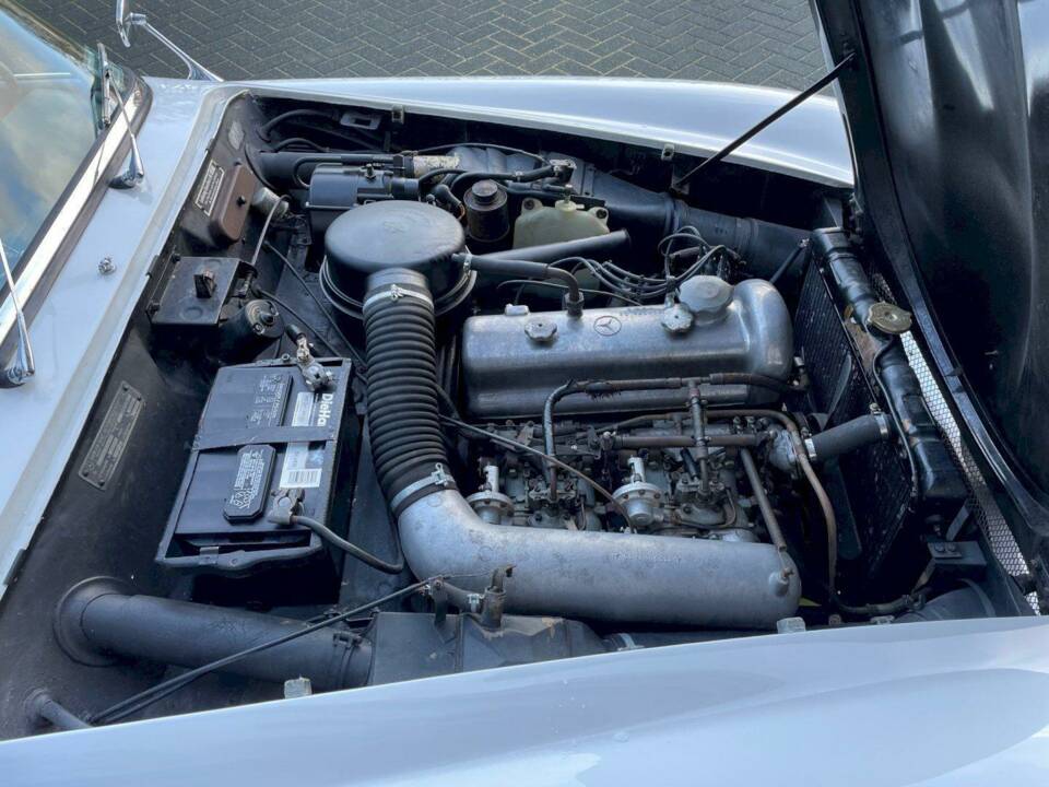 Bild 28/36 von Mercedes-Benz 190 SL (1955)