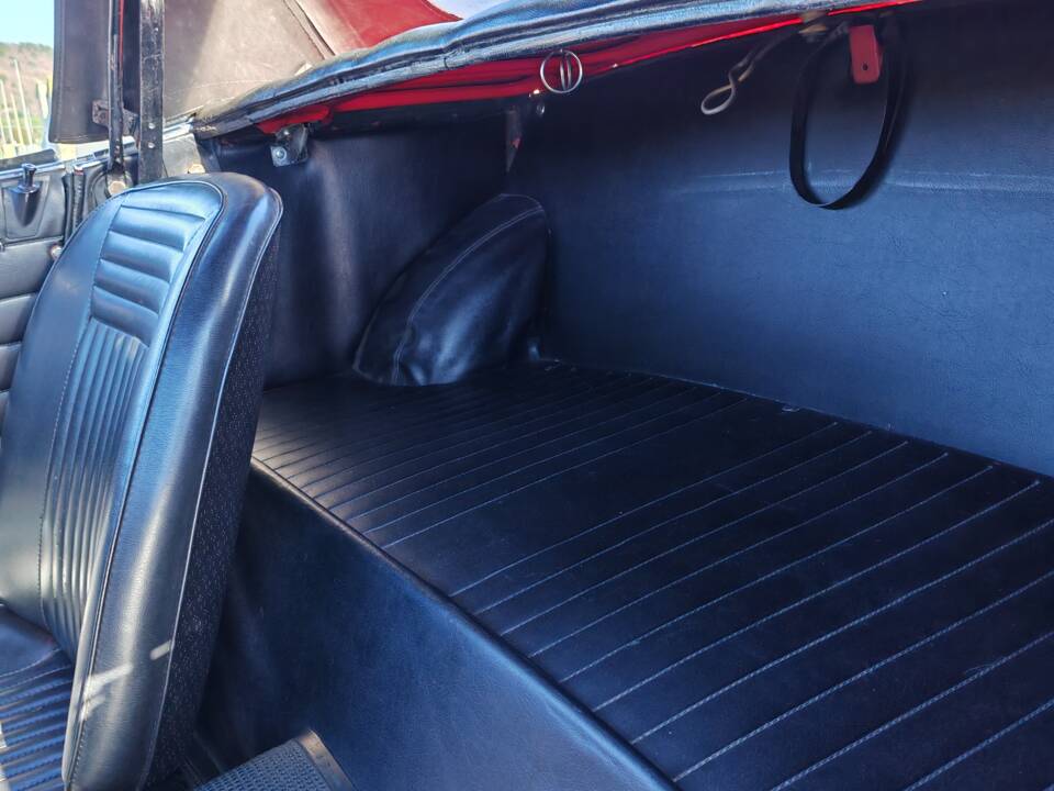 Image 37/39 of FIAT 850 Sport Spider (1969)