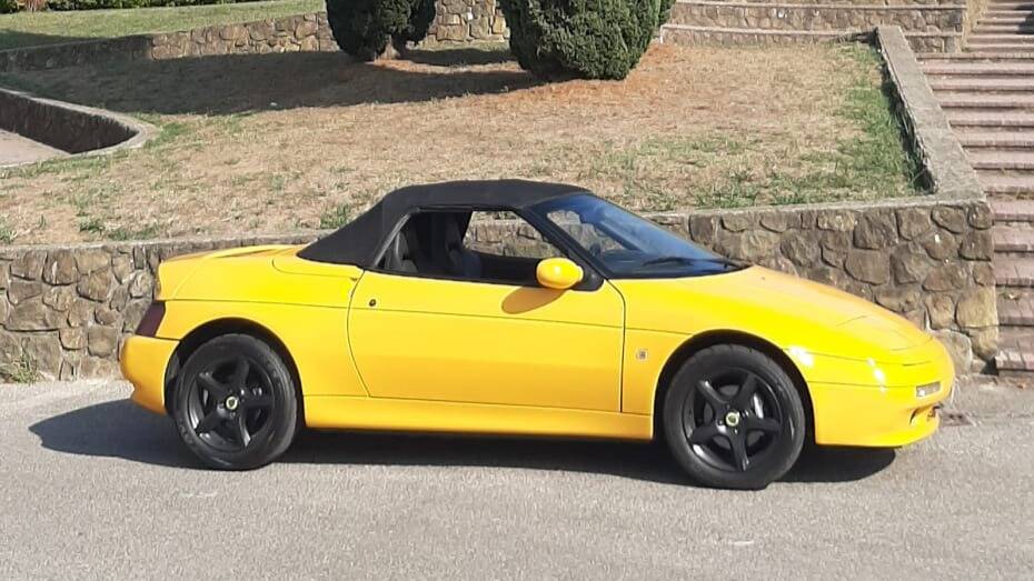 Image 5/32 of Lotus Elan SE (1991)