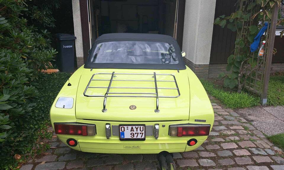 Image 8/8 of FIAT 124 Spider CS1 (1975)