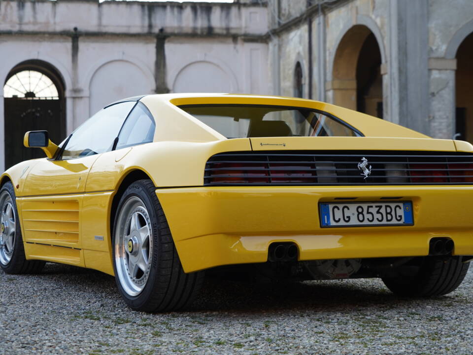 Bild 24/82 von Ferrari 348 TS (1990)