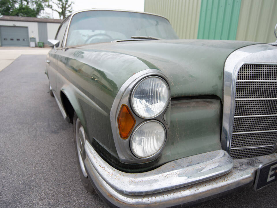 Imagen 26/35 de Mercedes-Benz 280 SE (1969)