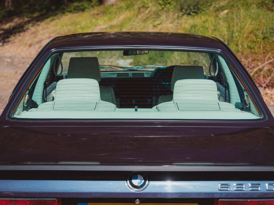 Image 11/34 of BMW 635 CSi (1989)