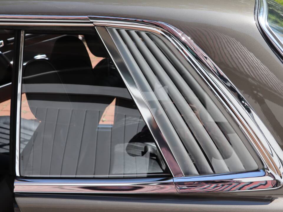 Image 59/59 of Mercedes-Benz 500 SLC (1980)