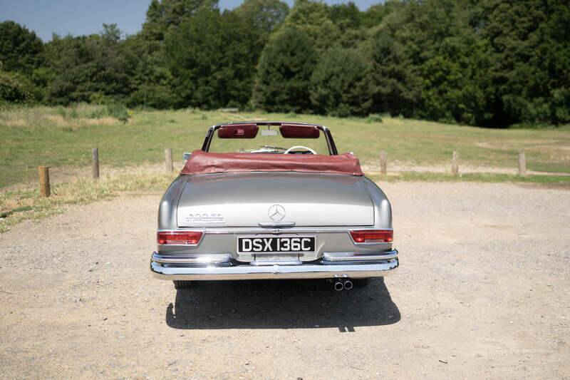 Afbeelding 6/36 van Mercedes-Benz 300 SE (1965)