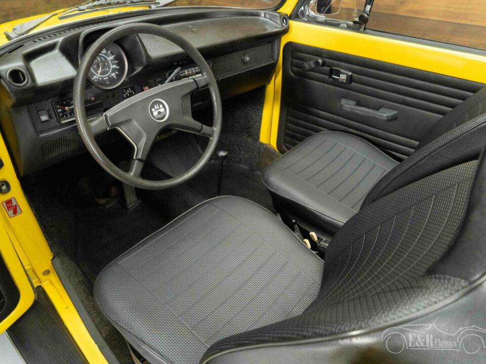 Bild 2/19 von Volkswagen Käfer 1303 LS (1978)