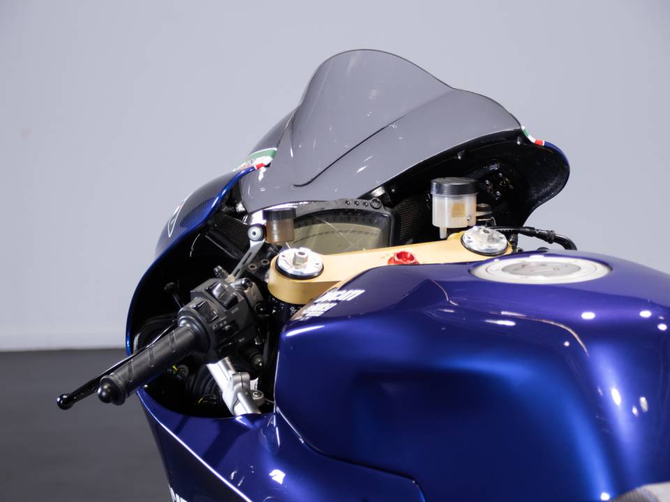 Image 33/50 de Ducati DUMMY (2008)