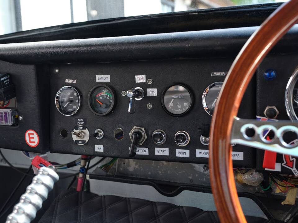 Image 45/50 de Jaguar Type E 3.8 (1970)