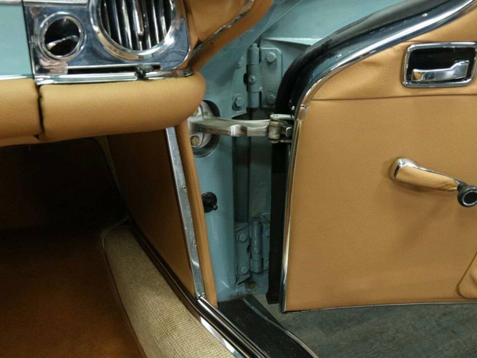 Bild 30/50 von Mercedes-Benz 280 SL (1971)