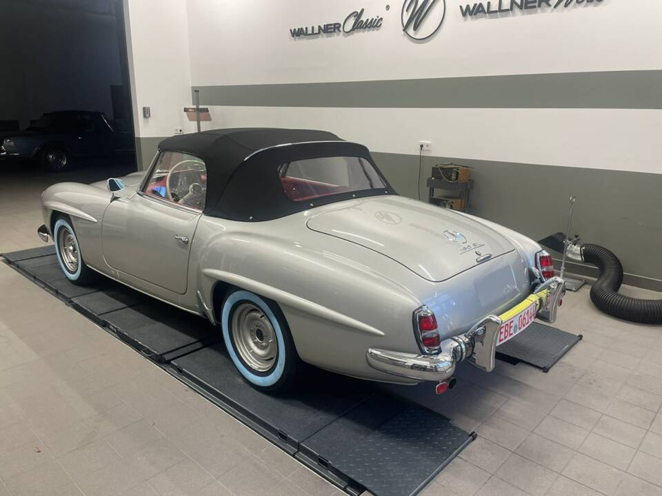 Image 11/54 of Mercedes-Benz 190 SL (1957)