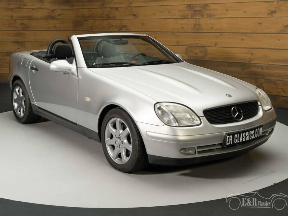 Image 1/7 de Mercedes-Benz SLK 230 Kompressor (1999)