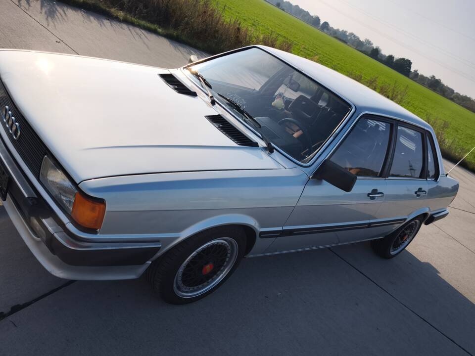 Image 28/94 de Audi 80 CD 5S (1982)