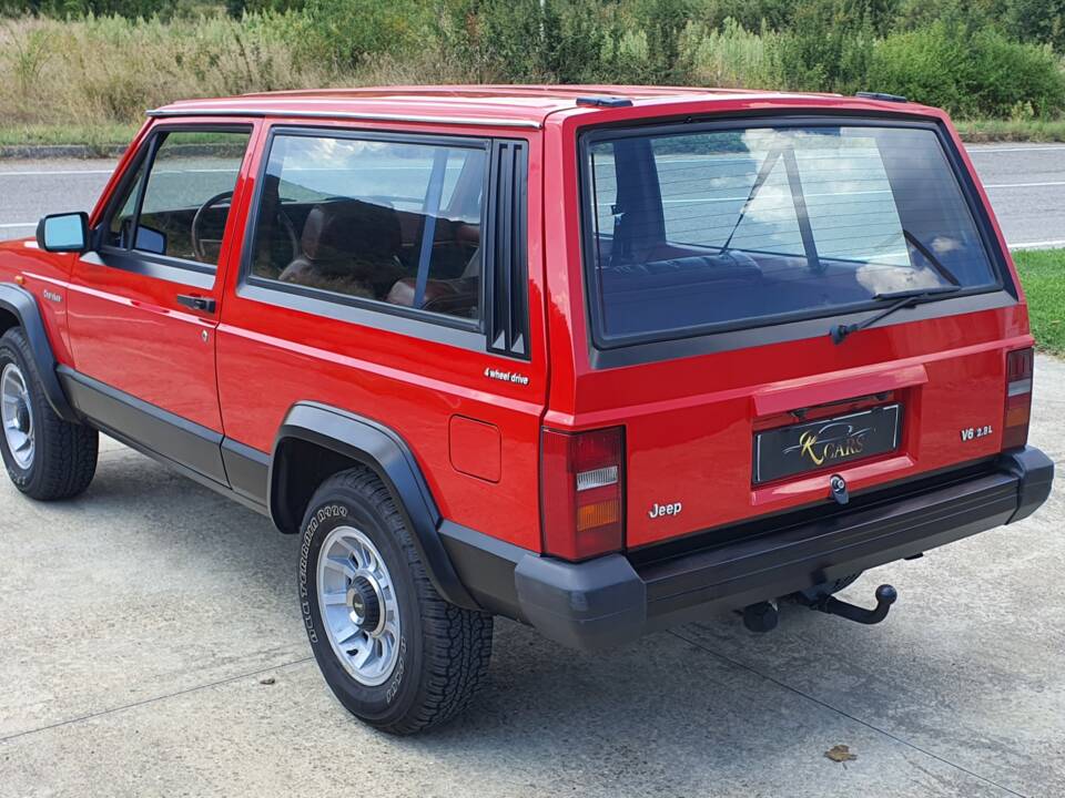 Image 4/42 of Jeep Cherokee 2.8L V6 (1985)