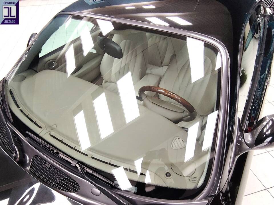 Bild 16/65 von Jaguar XKR (1998)